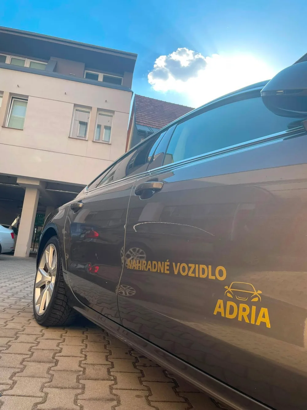 Náhradné vozidlo Adria — Adria Rent, prenájom osobných vozidiel v Trnave